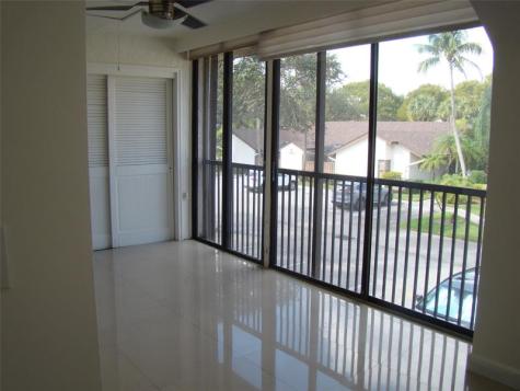 2588 N Carambola Circle N. Coconut Creek FL 33066