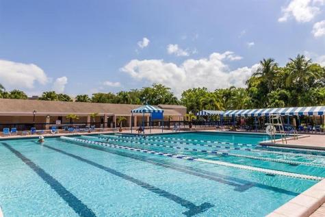 2588 N Carambola Circle N. Coconut Creek FL 33066