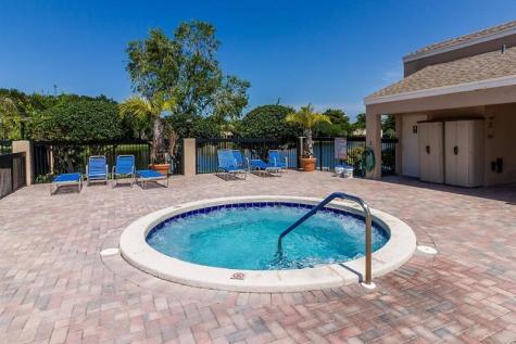 2588 N Carambola Circle N. Coconut Creek FL 33066
