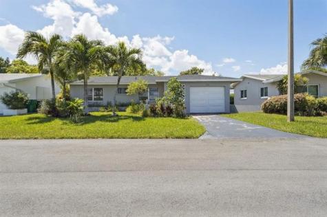 6708 NW 57th Drive Tamarac FL 33321