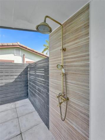 5501 NE 18th Terrace Fort Lauderdale FL 33308