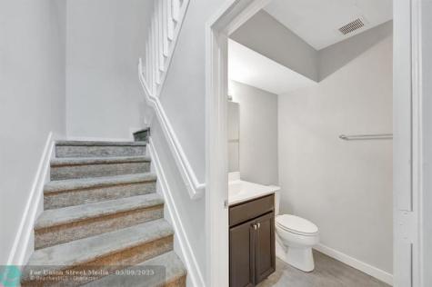 17624 SW 149th Place Miami FL 33187