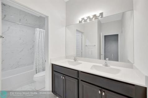 17624 SW 149th Place Miami FL 33187
