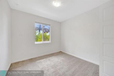 17624 SW 149th Place Miami FL 33187