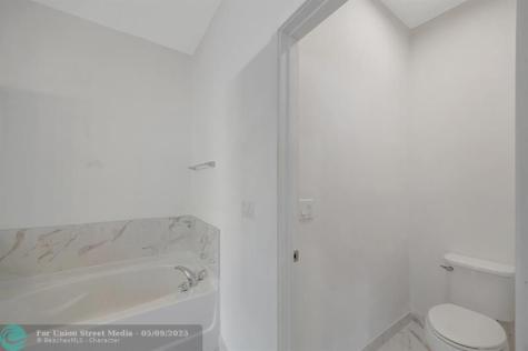 17624 SW 149th Place Miami FL 33187