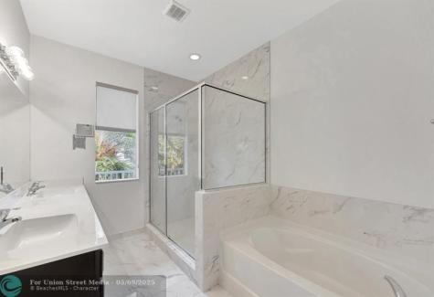 17624 SW 149th Place Miami FL 33187
