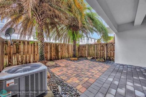 17624 SW 149th Place Miami FL 33187