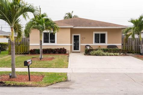 2710 NW 5 Street Pompano Beach FL 33069
