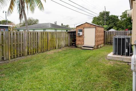 2710 NW 5 Street Pompano Beach FL 33069