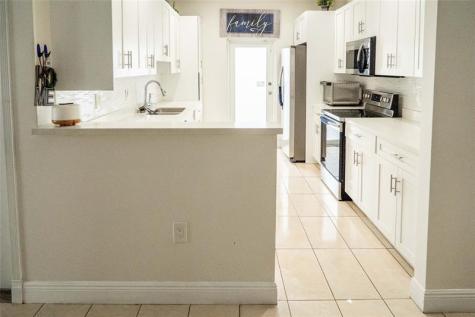 2710 NW 5 Street Pompano Beach FL 33069