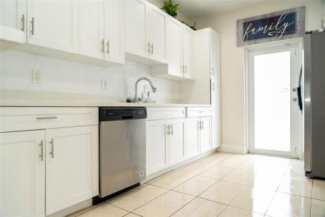 2710 NW 5 Street Pompano Beach FL 33069