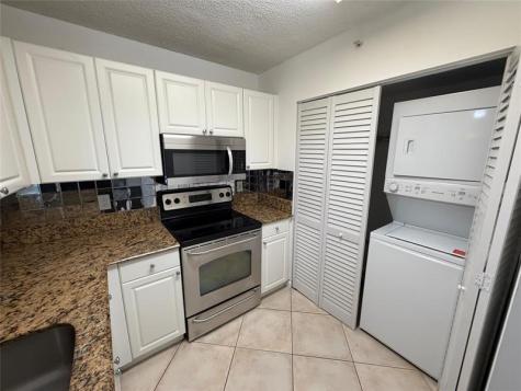 2731 Ocean Club Boulevard Hollywood FL 33019