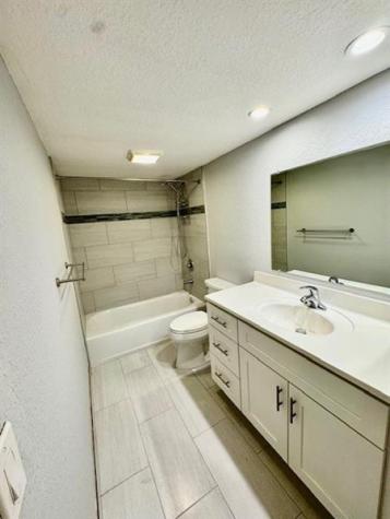 2467 Waterside Drive Lake Worth FL 33461