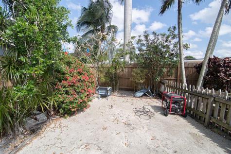 3251 NW 65th Street Fort Lauderdale FL 33309