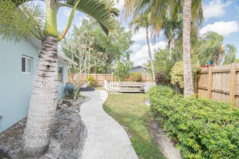 3251 NW 65th Street Fort Lauderdale FL 33309