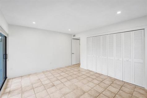 4040 N Hills Drive Hollywood FL 33021