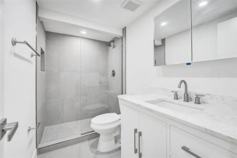 4040 N Hills Drive Hollywood FL 33021