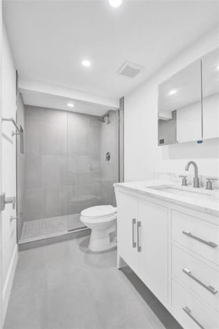 4040 N Hills Drive Hollywood FL 33021