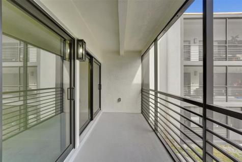 4040 N Hills Drive Hollywood FL 33021