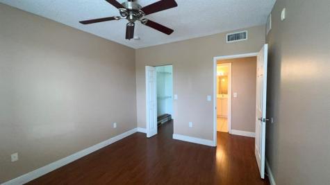 7950 N Nob Hill Road Tamarac FL 33321
