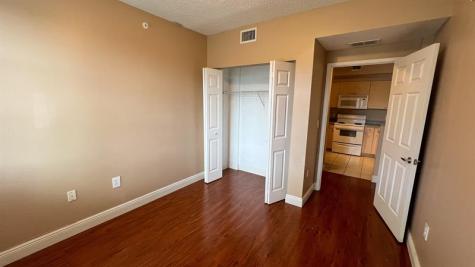 7950 N Nob Hill Road Tamarac FL 33321