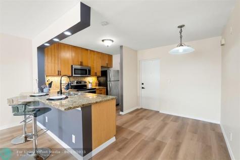 2420 SE 17 Fort Lauderdale FL 33019