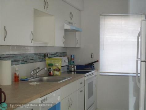 2361 NE 10th Street Pompano Beach FL 33062