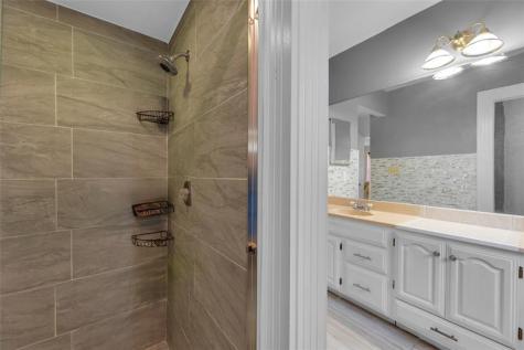 9802 NW 75th Court Tamarac FL 33321
