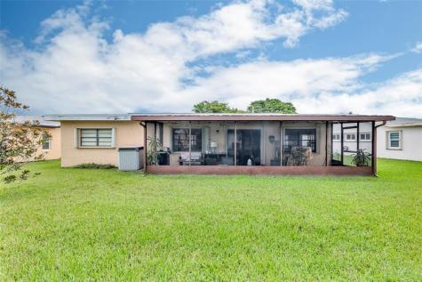 9802 NW 75th Court Tamarac FL 33321