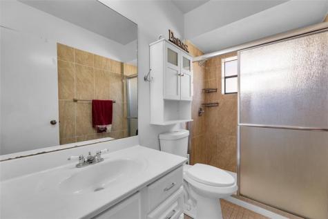 9802 NW 75th Court Tamarac FL 33321