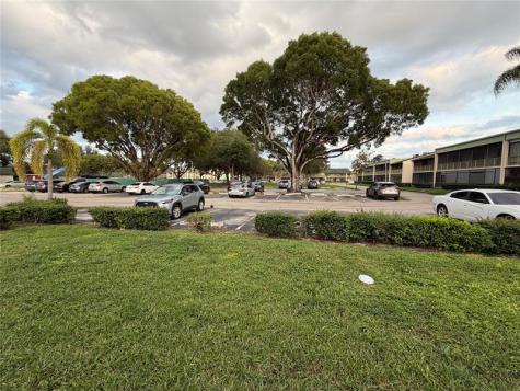 4138 NW 88th Avenue Coral Springs FL 33065