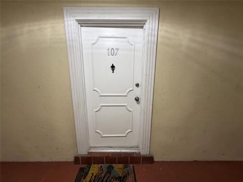 4138 NW 88th Avenue Coral Springs FL 33065