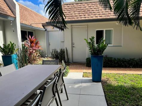 4021 N Cypress Drive Pompano Beach FL 33069