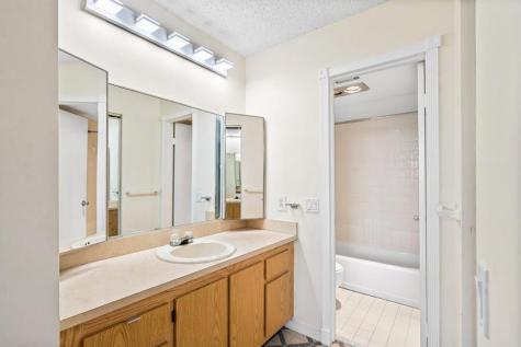 2707 NE 14th Street Causeway Pompano Beach FL 33062