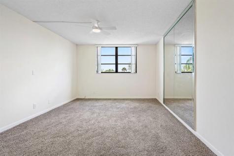 2707 NE 14th Street Causeway Pompano Beach FL 33062