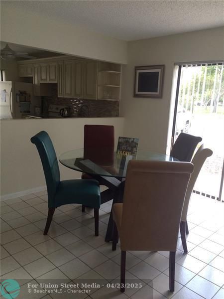 8535 Casa Del Lago Boca Raton FL 33433