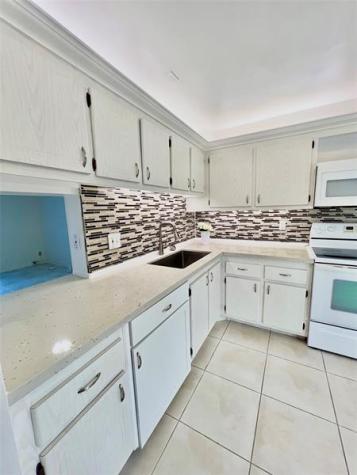 1000 NE 14th Avenue Hallandale Beach FL 33009