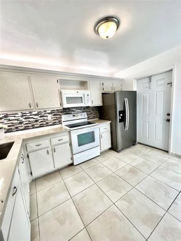 1000 NE 14th Avenue Hallandale Beach FL 33009