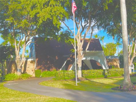 1000 NE 14th Avenue Hallandale Beach FL 33009