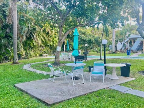 1000 NE 14th Avenue Hallandale Beach FL 33009