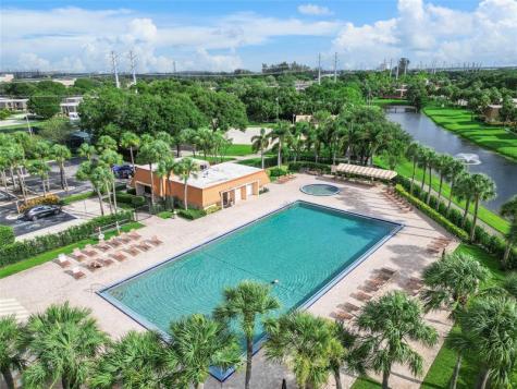 1017 10TH West Palm Beach FL 33407