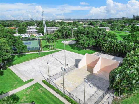 1017 10TH West Palm Beach FL 33407