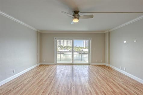 2900 NE 30th Street Fort Lauderdale FL 33306