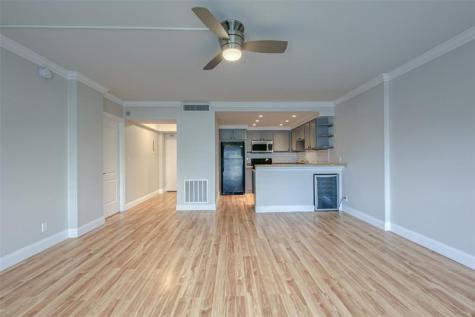 2900 NE 30th Street Fort Lauderdale FL 33306