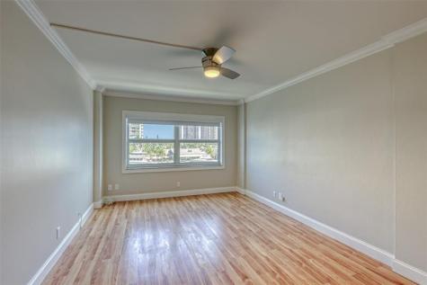 2900 NE 30th Street Fort Lauderdale FL 33306