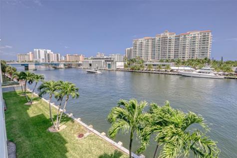 2900 NE 30th Street Fort Lauderdale FL 33306