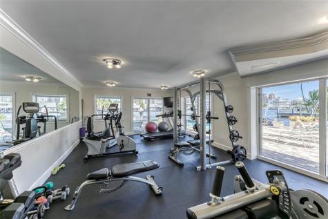 2900 NE 30th Street Fort Lauderdale FL 33306