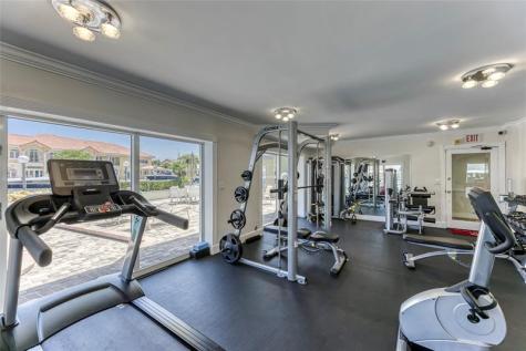 2900 NE 30th Street Fort Lauderdale FL 33306