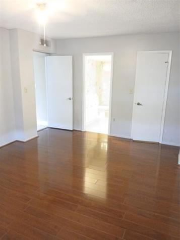 4170 Inverrary Drive Lauderhill FL 33319