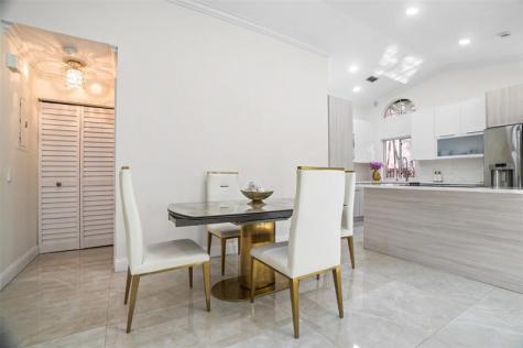 1427 Seagrape Circle Weston FL 33326